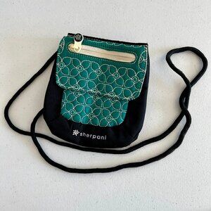 Sherpani Piper Le Small Mini Crossbody Bag